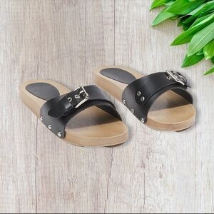 MIA Thia Sandals in Black